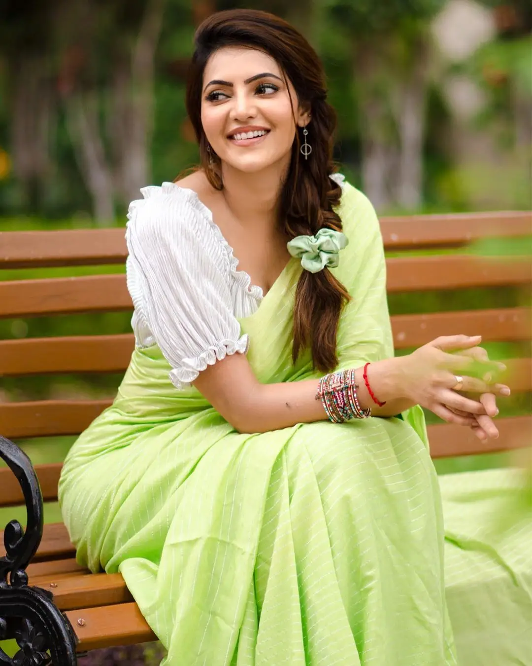 Tamil Girl Athulya Ravi Stills In Green Saree White Blouse